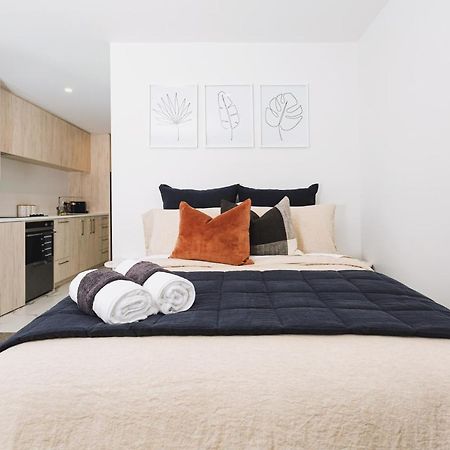 1 Bed Central City Deluxe W/Carpark Christchurch Eksteriør bilde